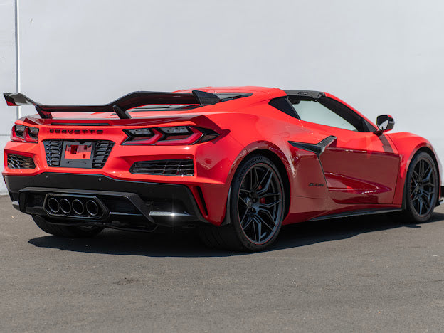 CORVETTE C8 Z06 & E-RAY | LICENSE PLATE BACKING